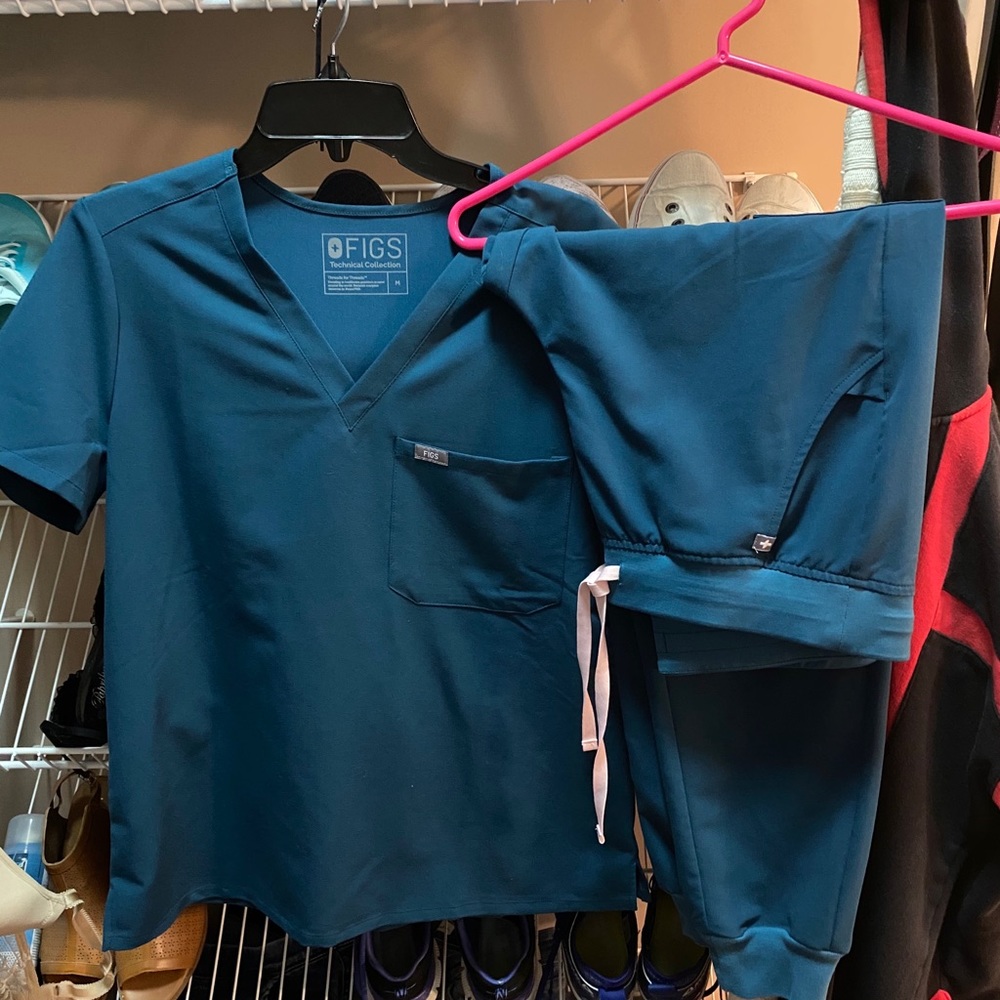 Figs Scrubs